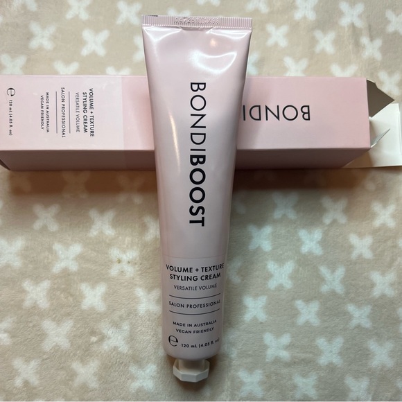 BONDIBOOST VOLUME + TEXTURE STYLING CREAM - Picture 4 of 6
